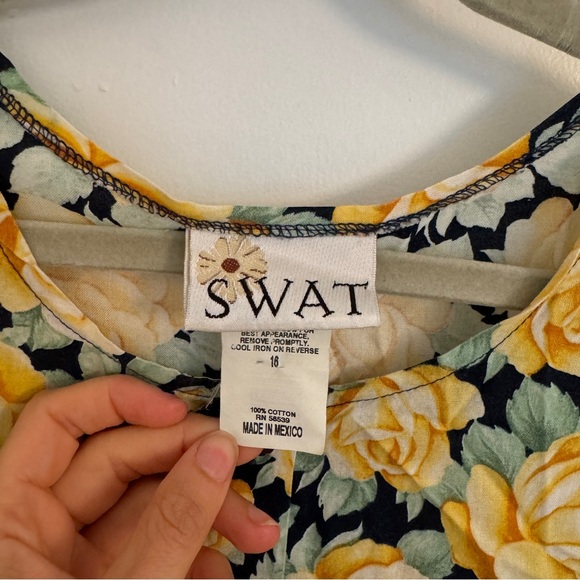 Vintage 90’s kids dress: yellow roses - Picture 3 of 4